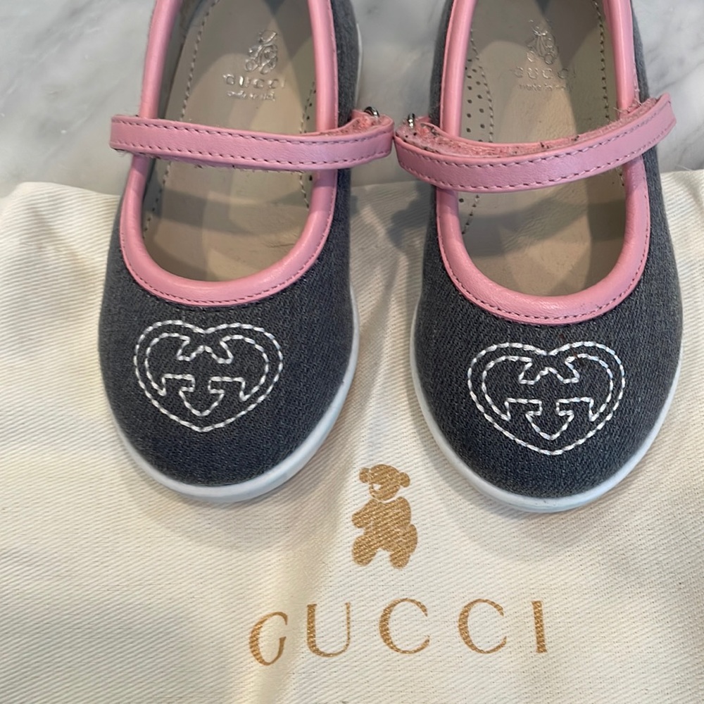 Kids Gucci size 20
